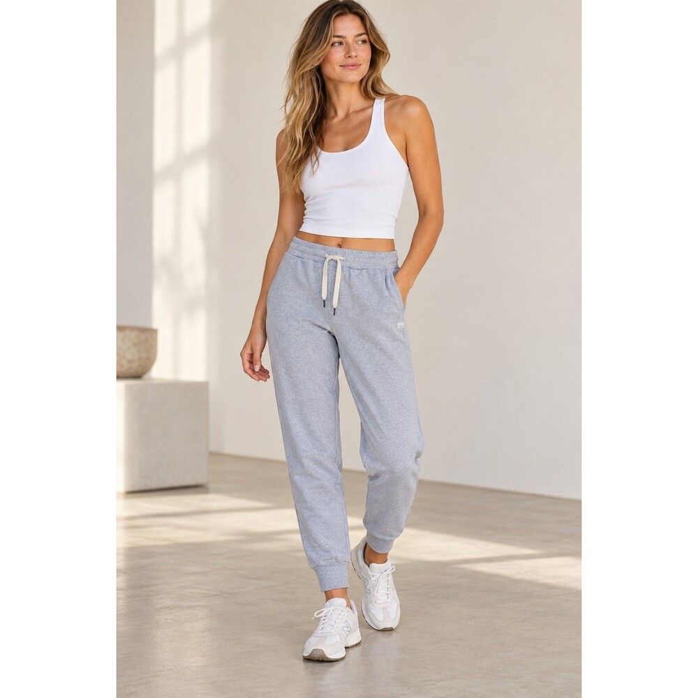 Vuori Performance Jogger Pants Size XS VW303 Light Gray Dream Knit Cozy Soft